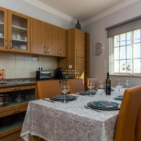 Casa Rafael Feriehus *